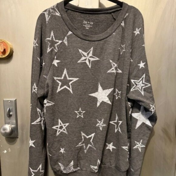 Grey & White Star Raglan Sweatshirt - NWOT - Picture 3 of 16